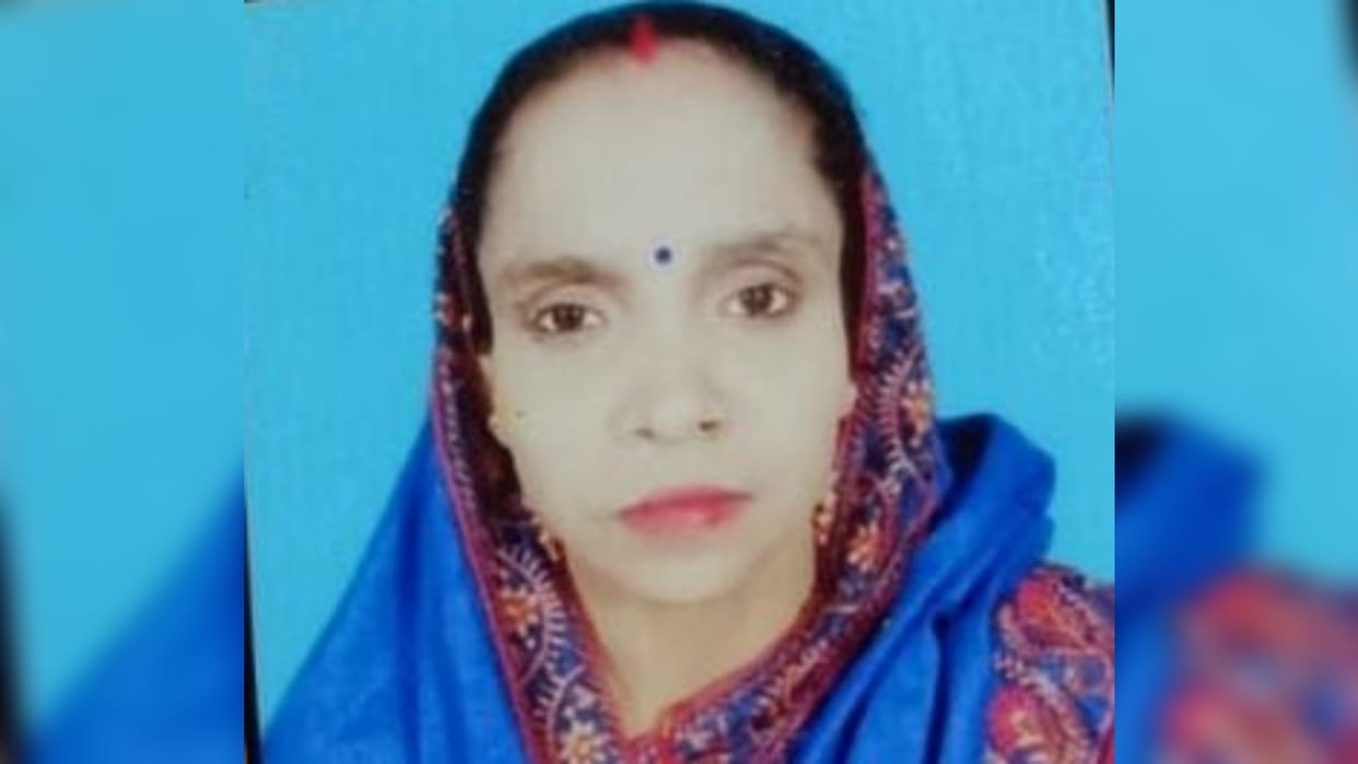 Hajipur: Woman commits suicide by jumping into Gandak river, family members said her mental condition was bad