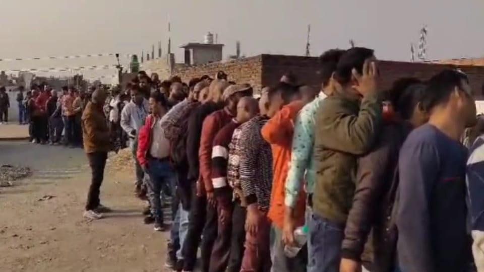 Meerut: three arrested for Claimed to grow hair by applying oil, are already bald themselves
