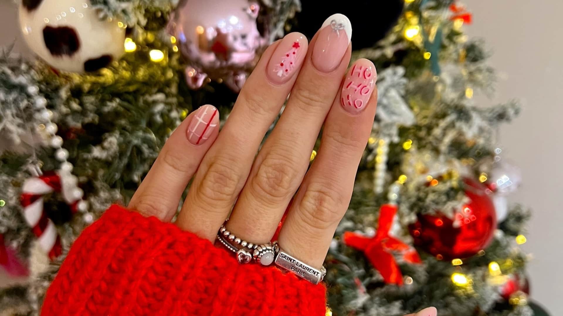 Christmas Special Nail Art for long and short nails images