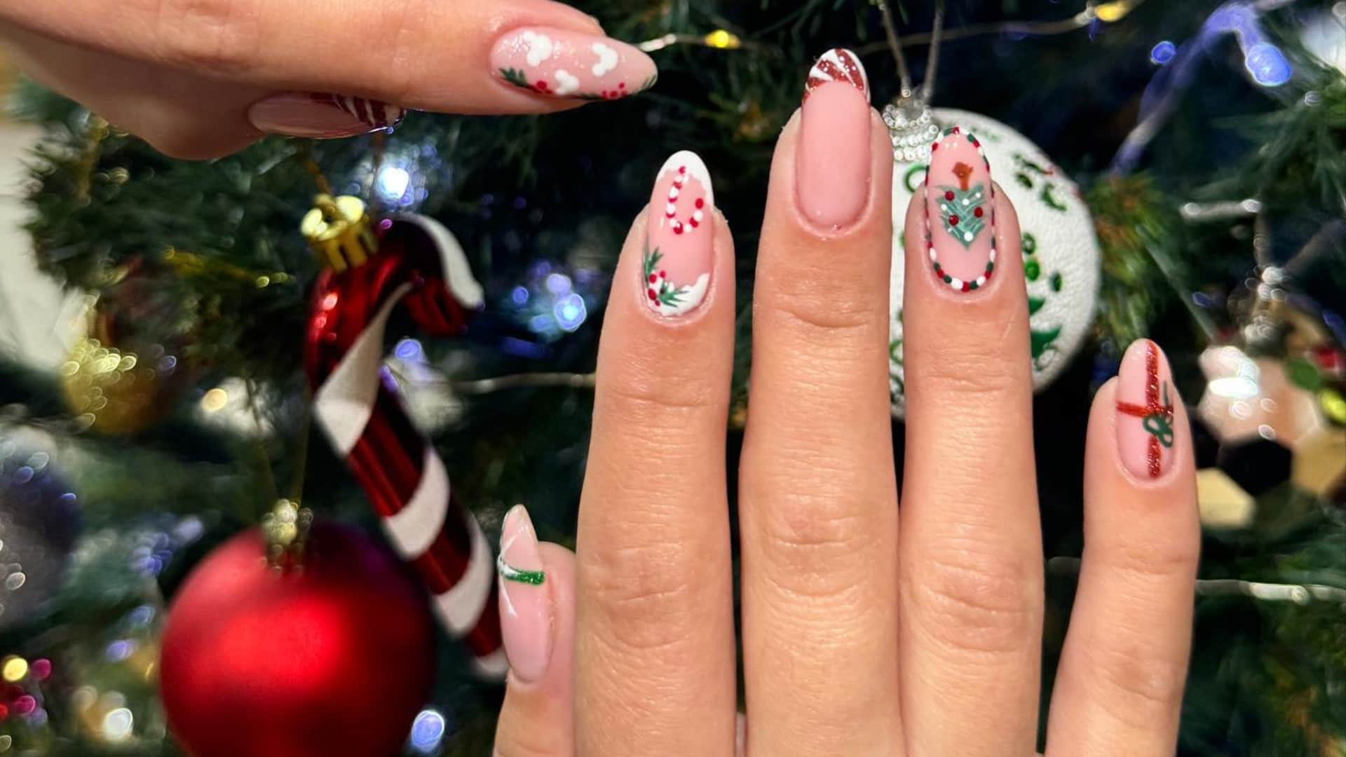 Christmas Special Nail Art for long and short nails images