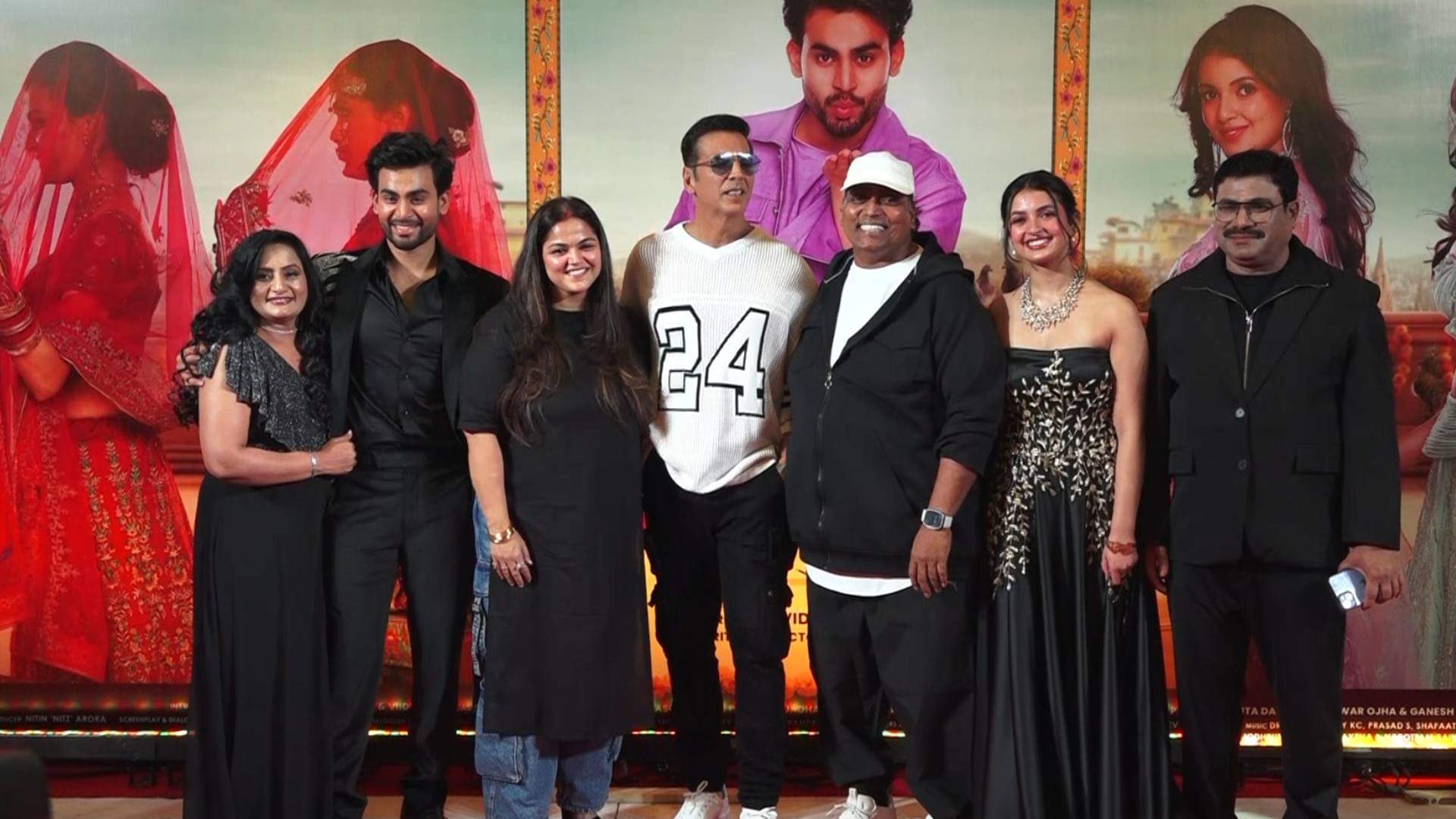 Pintu Ki Pappi Trailer Launch Akshay Kumar as a special Guest of Shushant Thamke Ganesh Acharyaa film event