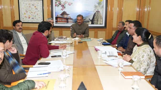 सुक्खू सरकार ने ग्रेड -1 और ग्रेड -2 अधिकारीयों की बिजली सब्सिडी बंद करने का लिया फैसला