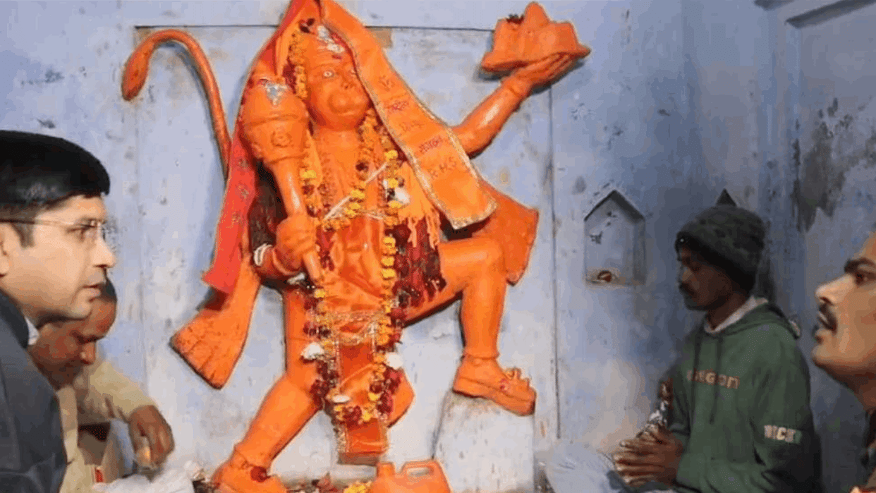 Decorated the statue of Hanuman ji, made Lord Shiva's family wear clothes
