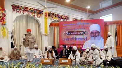 करनाल में राकेश टिकैत: बोले- किसान आंदोलन में दी गई संत बाबा राम सिंह की कुर्बानी को कभी भुलाया नहीं जा सकता Sacrifice of Saint Baba Ram Singh in farmers movement can never be forgotten said Rakesh Tikait in Karnal