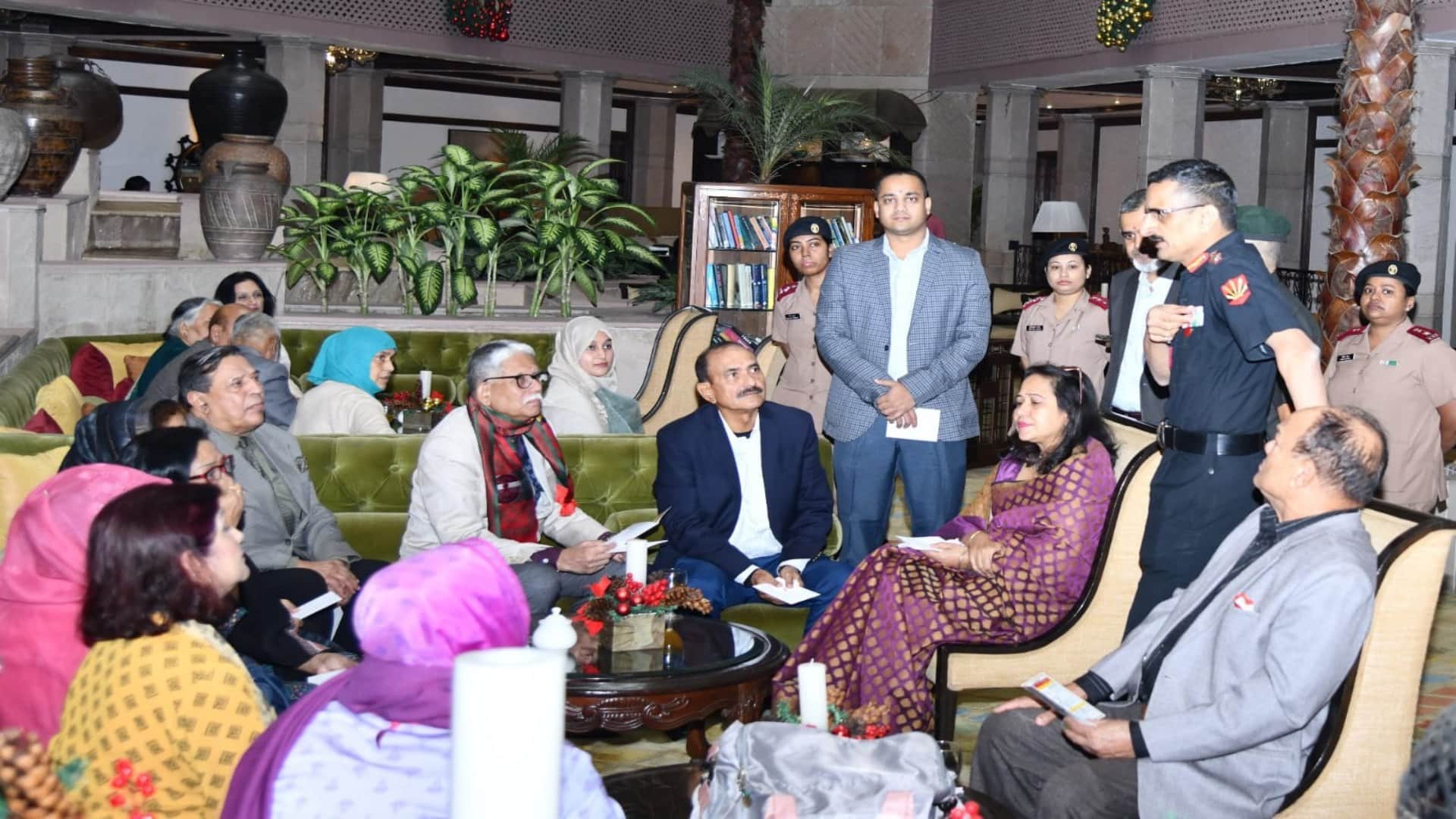 विजय दिवस के नौ सदस्यीय बांग्लादेशी प्रतिनिधिमंडल पहुंचा कोलकाता