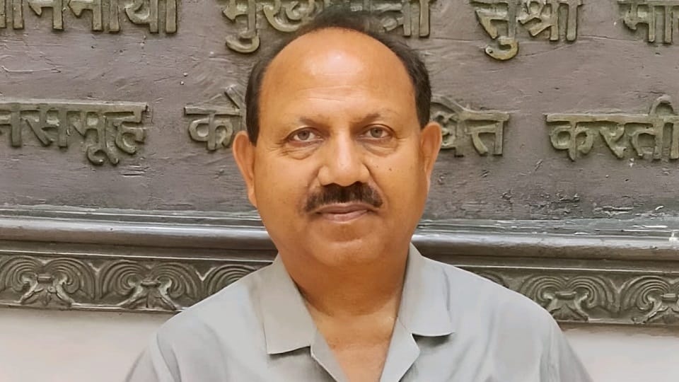 Suresh Gautam became district president of Aligarh BSP