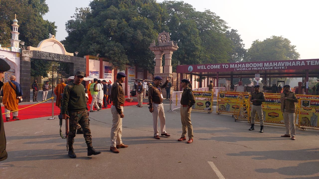 Bihar: Sri Lankan President Dissanayake reached Bodh Gaya, offered prayers at Mahabodhi Temple, Bihar Police