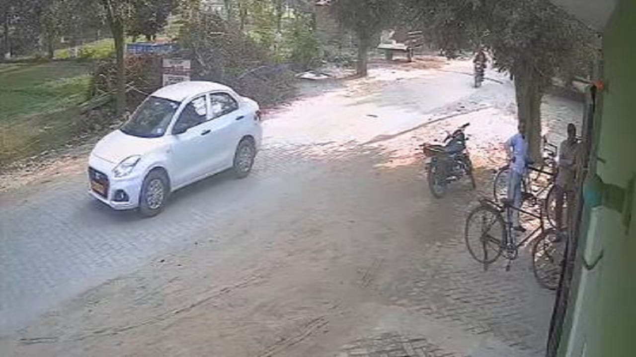 Bareilly lekhpal murder case New reveal plan to keep them hostage in farm house so plan was changed