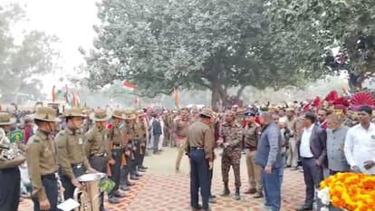 Martyr Chandraprakash was given a tearful farewell there was an incident of gunpowder explosion in a bunker