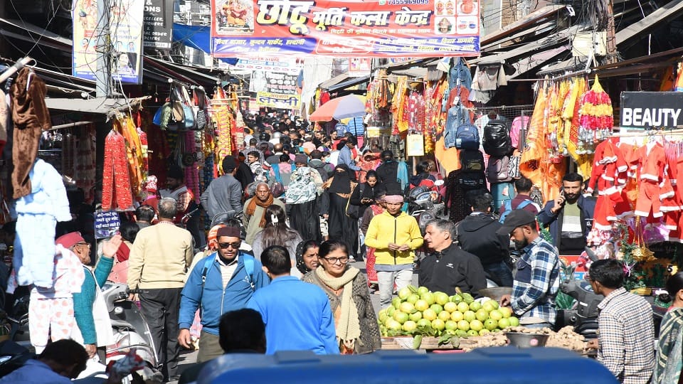Fire brigade with the help of 14 hydrants in haldwani
