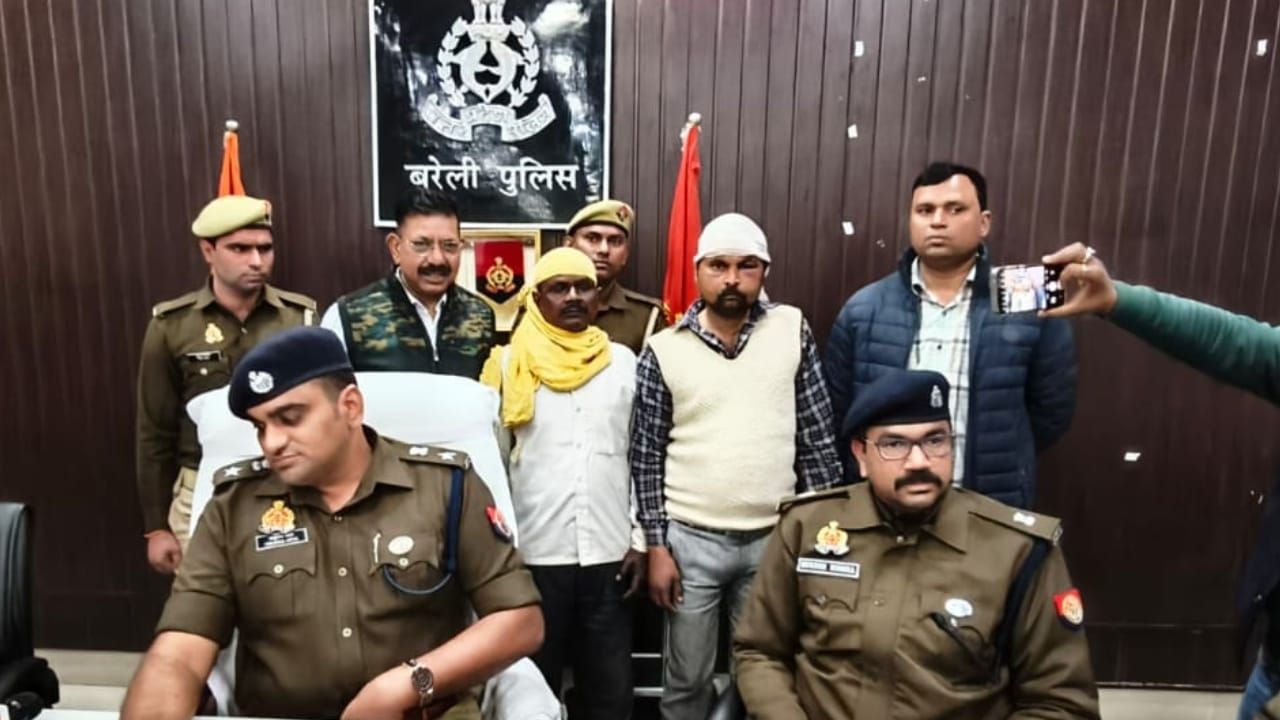 Bareilly lekhpal murder case Evidence shown through PPT two accused of Manish murder sent to jail