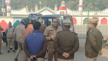 two group clashed over love marriage in bareilly