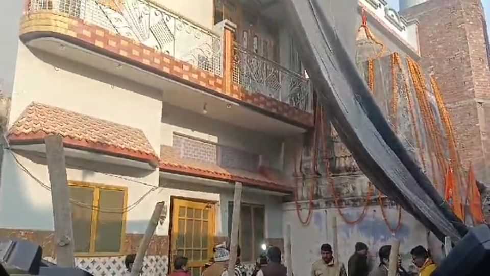 Sambhal Update: Smart meter installed at SP MP Bark's house, Balaji temple reopened, encroachment removed