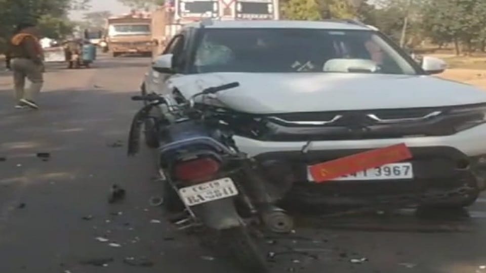 सड़क हादसे में युवक की मौत