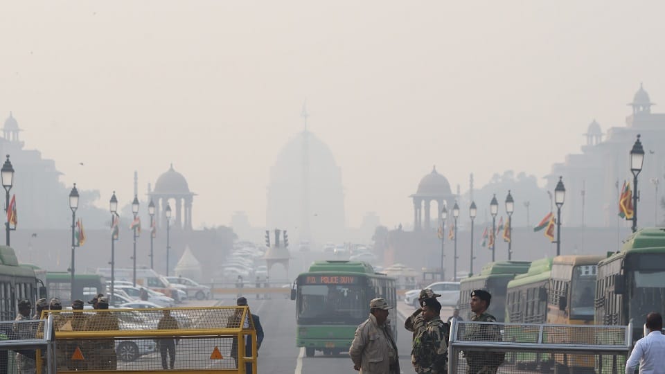 Snowfall in the mountains has an impact on Delhi, orange alert for fog issued