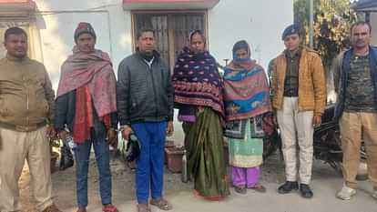 Bettiah: Court clerk-former Zila Parishad member's daughter turns out to be smuggler, bedroom liquor warehouse
