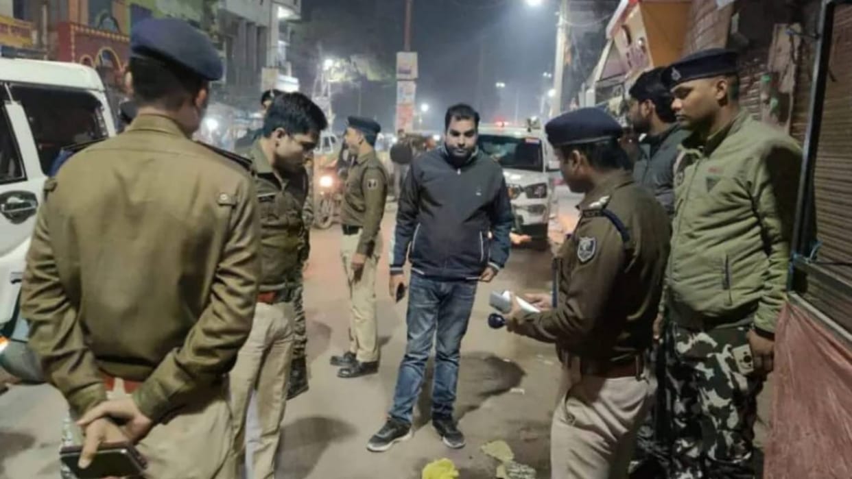 Bihar News Buxar city shaken by sound of bullets property dealer shot by miscreants died during treatment