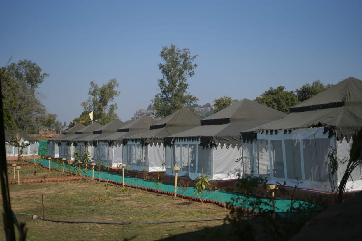 MP News: Tent city built in Chanderi, tourists will be able to visit the location of Stree film