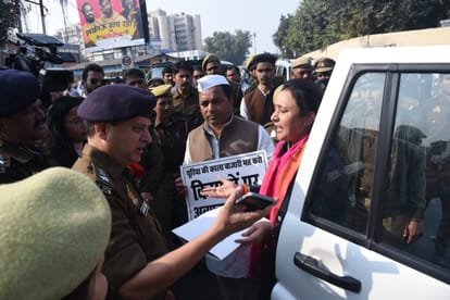 UP: Congress will surround the assembly tomorrow, government alert - Congress leaders imprisoned in their home