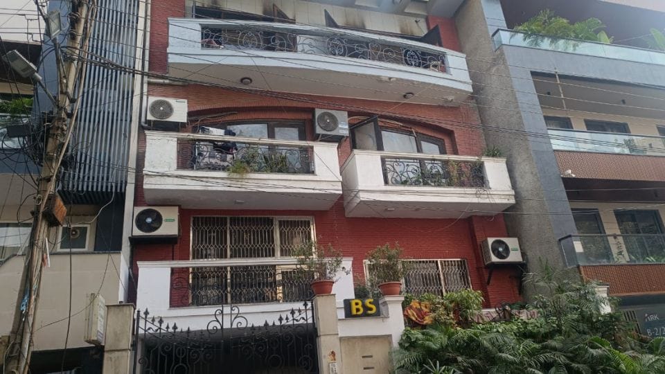 Elderly husband and wife die in house fire in Delhi