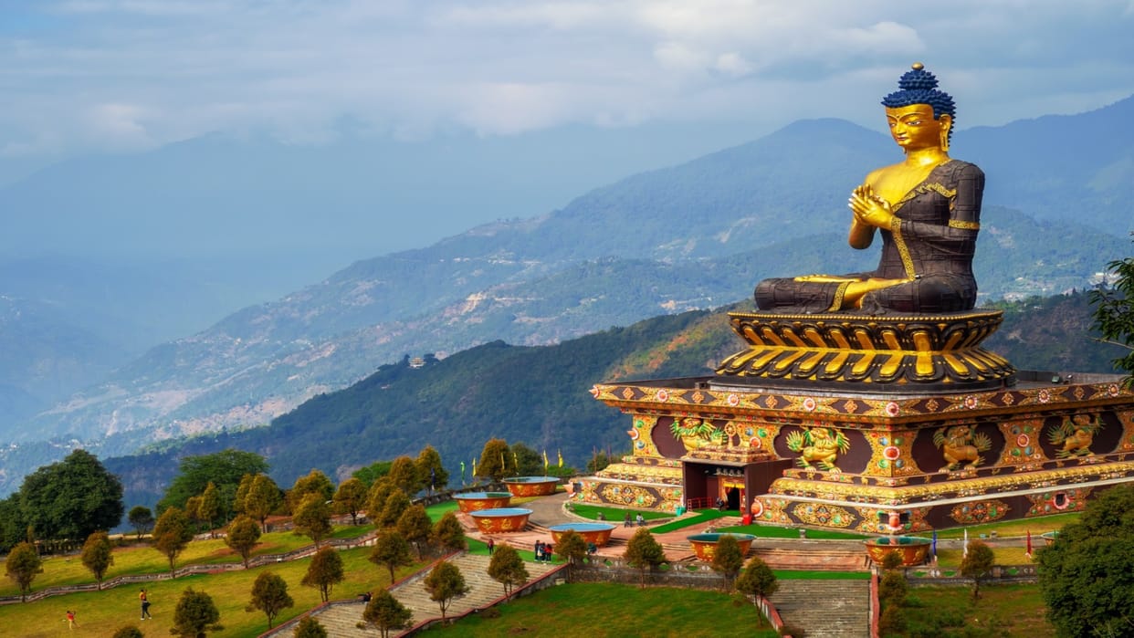 IRCTC Tour Package For Sikkim Know Price, Booking Details And Itinerary