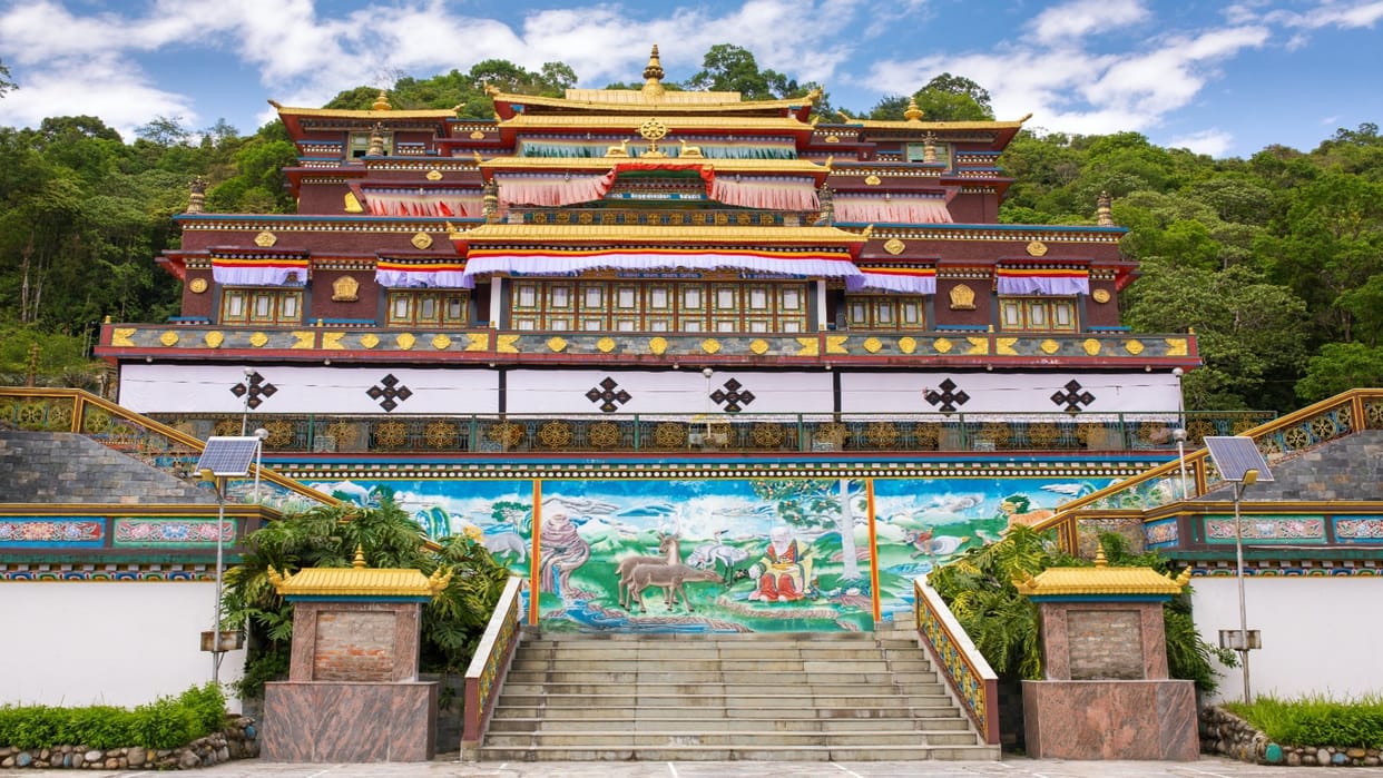 Valentine Day 2025: IRCTC Sikkim Tour Package Check Fare Price And Booking Details