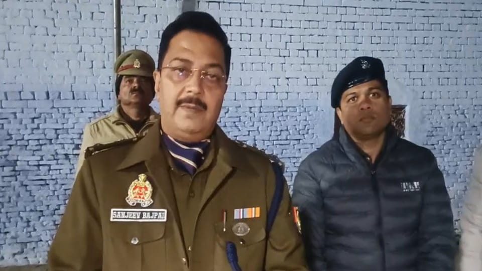 Bijnor News: Bullets were fired between two parties in a mutual dispute, a woman who came to intervene died