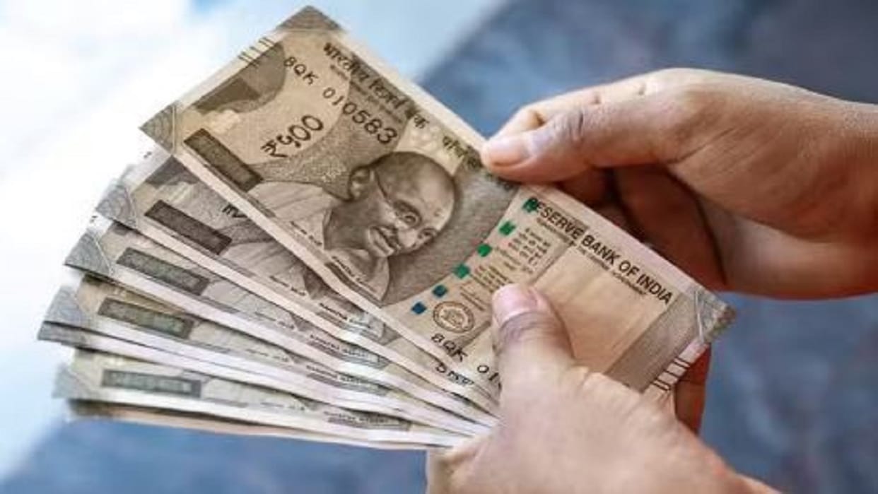Transaction of Rs 97 lakh in the bank account of handicapped man FIR lodged in Bareilly