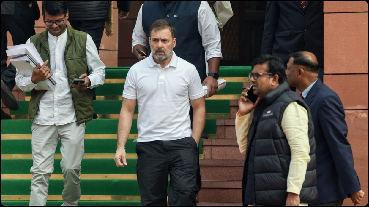 Construction workers and LIC agents met Rahul Gandhi, voices against the central government News In Hindi