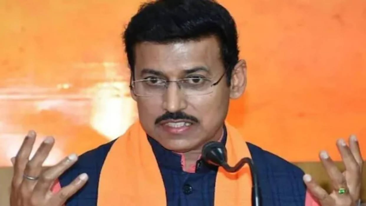 Rajasthan Congress protests at martyr memorial Colonel Rajyavardhan Singh Rathore takes aim