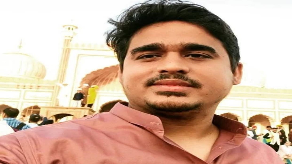 Mumbai Boat Accident Misfortune took away Delhi from Mumbai youth from Bihar died in boat accident