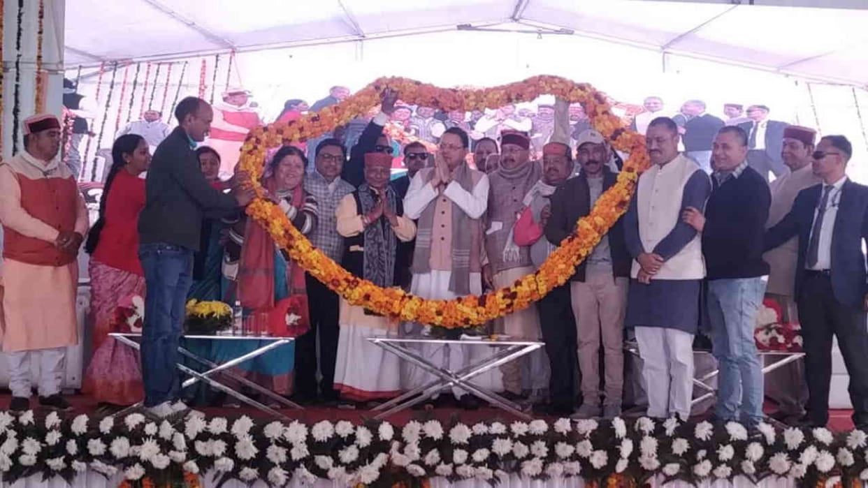 CM Dhami reached Satpuli on one-day Visit inaugurated Satpuli lake and development schemes Kotdwar Uttarakhand