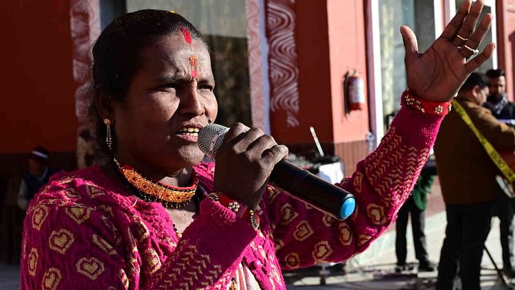 Kamla Devi Folk Singer Bedu Pako Baramasa Will Resonate In The Voice Of ...