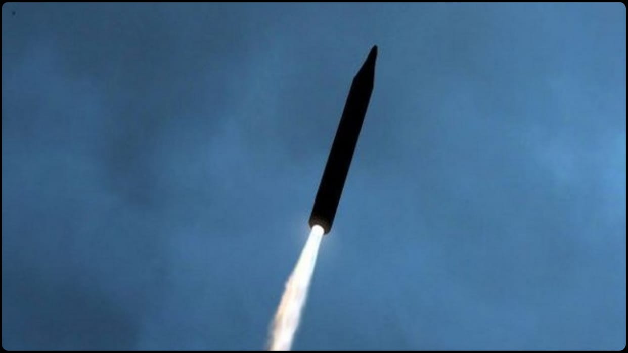 Israel carried out several airstrikes in Yemen, nine people reported dead; infrastructure targeted