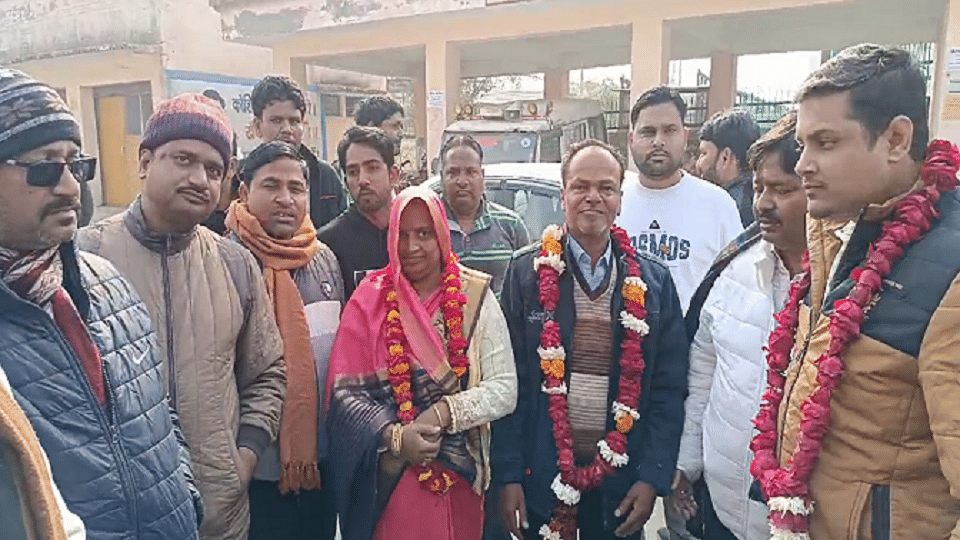 Counting of votes for Ward 17 member post of Sadabad begins in by-election