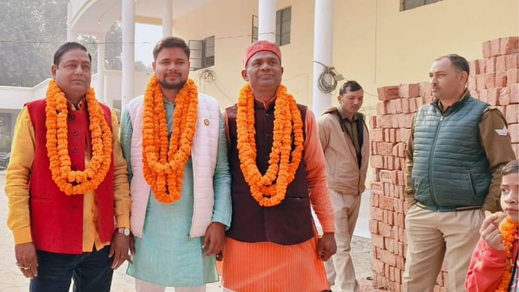 सभासद चुनाव में भाजपा को मिली जीत, 62 मतों से अमित कुमार हुए विजयी