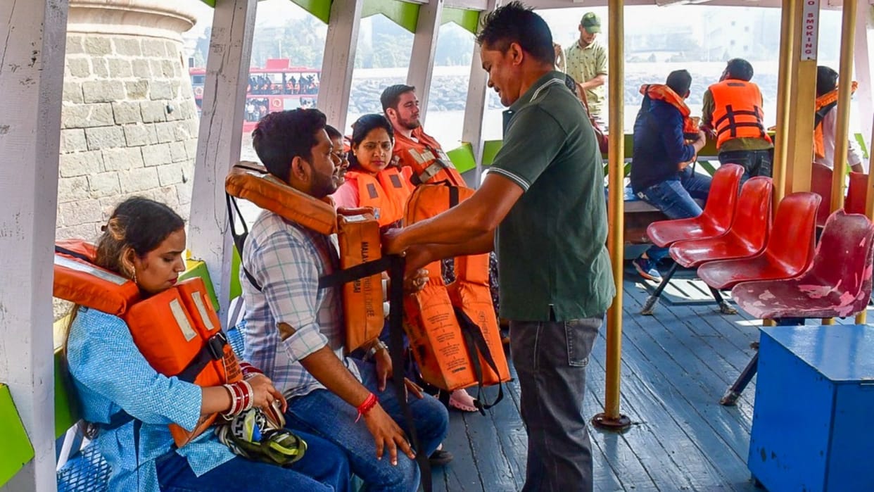 After ferry tragedy, life jackets mandatory for boat rides from Gateway of India news update