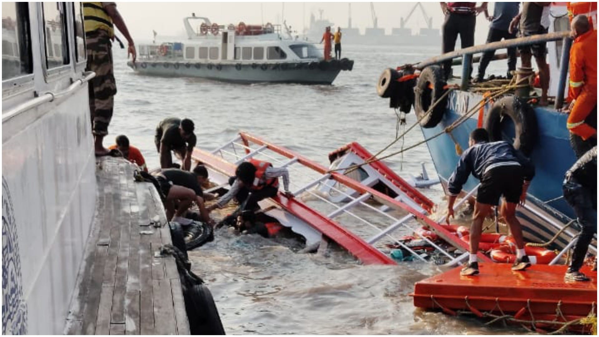 Mumbai Boat Accident Indian Navy Vessel Loses Control, Collides 13 Lost in Tragic River Accident