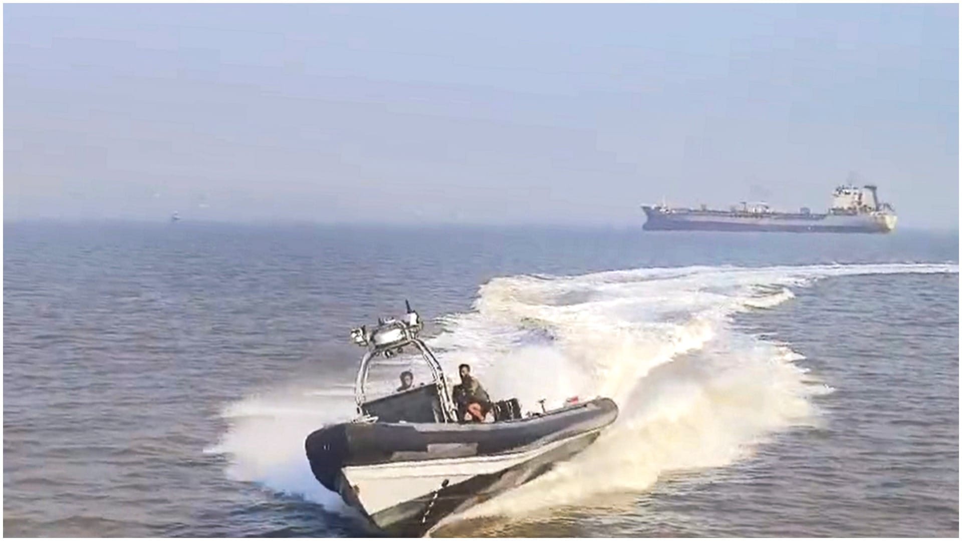 Mumbai Boat Accident Indian Navy Vessel Loses Control, Collides 13 Lost in Tragic River Accident