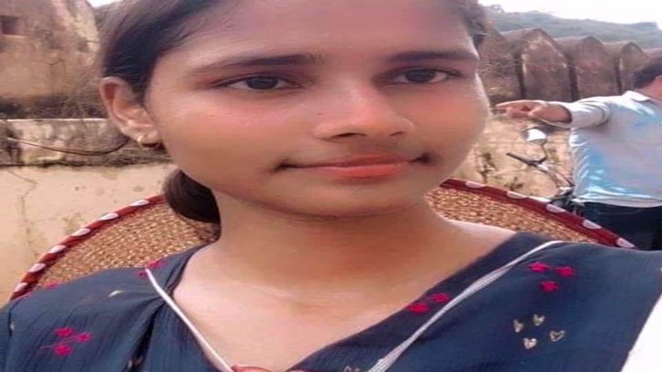 Class 12 student dies due to suffocation in bathroom