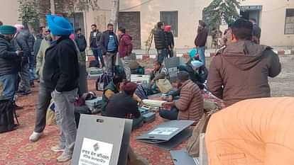 पंजाब निकाय चुनाव: इन दस्तावेजों को दिखा डाल सकेंगे वोट, सुबह सात बजे से मतदान, जालंधर में 176 बूथ संवेदनशील Punjab MC elections showing these documents for cast vote 176 booths sensitive in Jalandhar