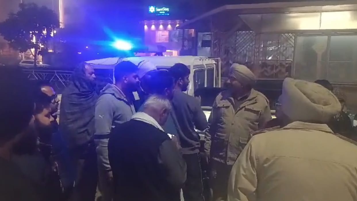 Tarntaran firing AAP Sarpanch associate transaction dispute one injured