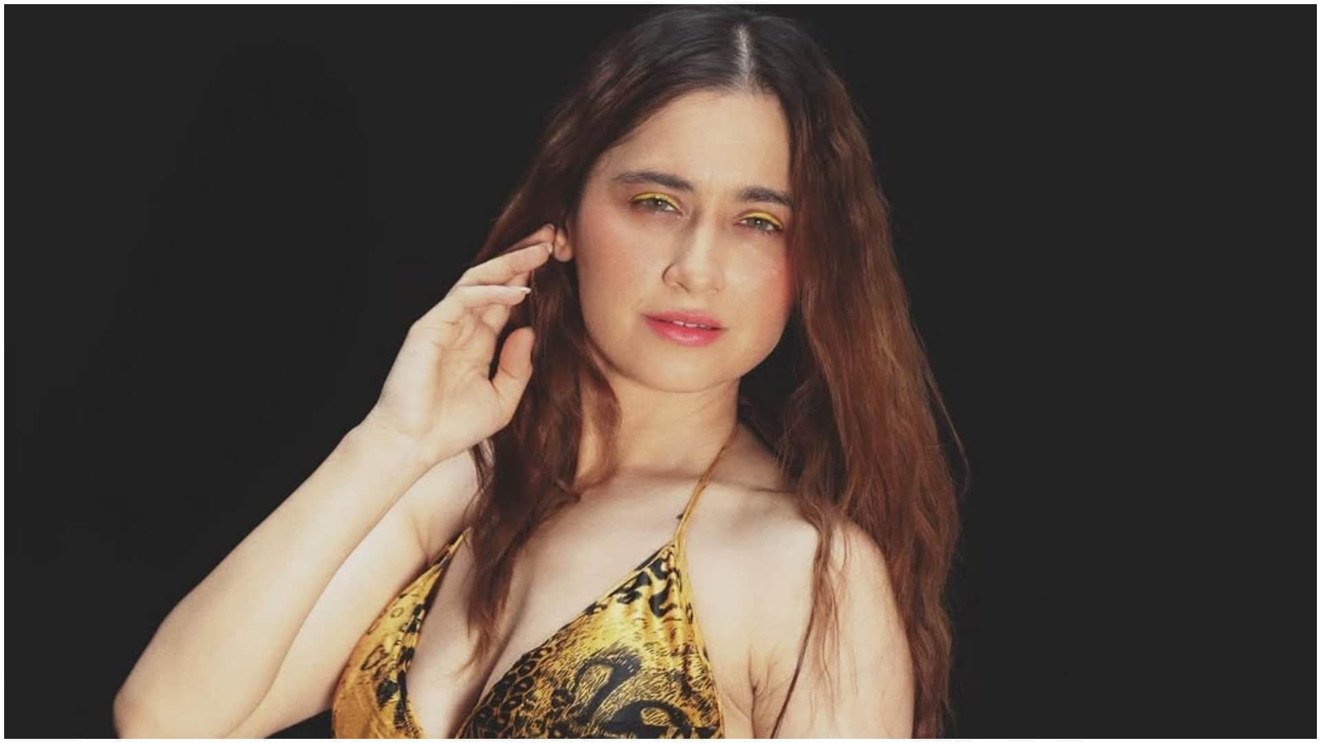 TV Actresses Get Bold on OTT Sanjeeda Sheikh Divyanka Tripathi Shama Sikander Surbhi Jyoti Tridha Choudhury