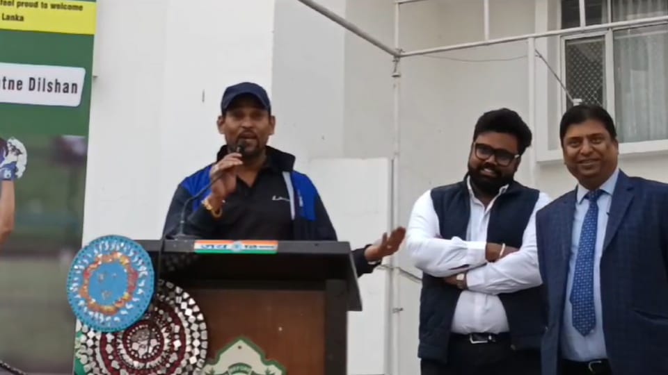 Former Sri Lankan cricketer all-rounder Tillakaratne Dilshan was afraid of Harbhajan and Ashish Nehra bowling