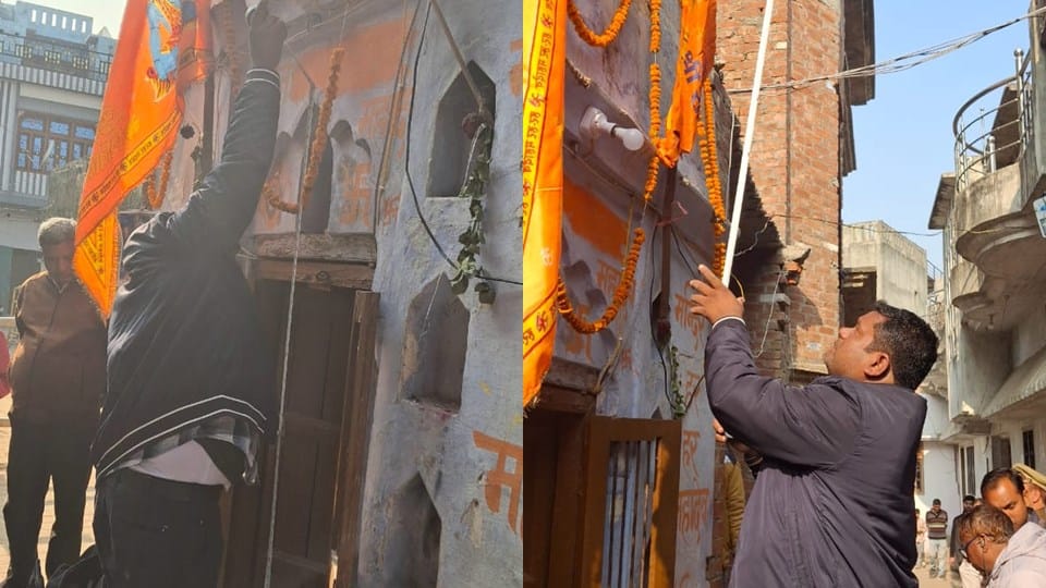 Sambhal Shiv Mandir: Devotees gathered in the ancient Shiva and Radha Krishna temple, lamps were lit