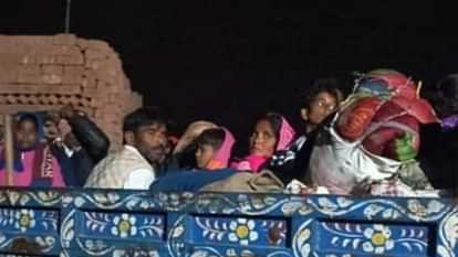 Bihar: UP के 30 मजदूरों को ईंट भट्ठा पर बंधक बनाकर काम कराने का आरोप, जांच में सामने आई हैरान करने वाली सच्चाई Siwan: 30 workers from UP accused of being held hostage, forced to work at brick kiln, Human Rights Commission