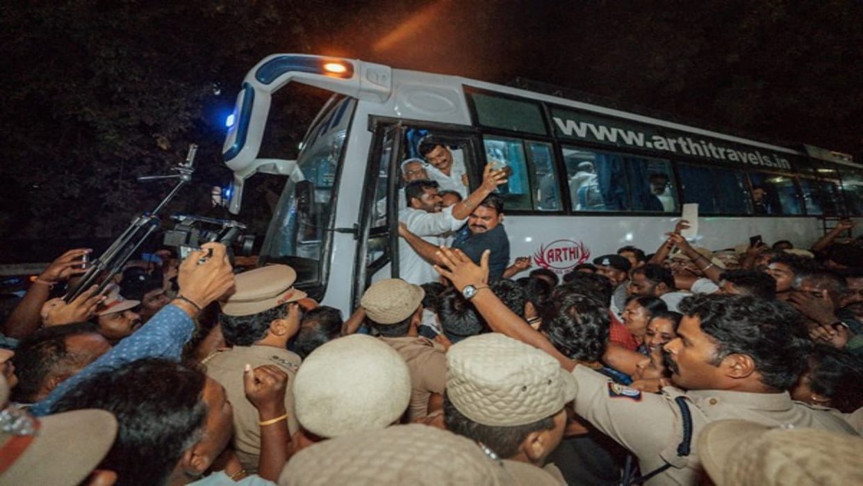 Annamalai detained while protesting against DMK govt over funeral procession of Coimbatore blasts' mastermind