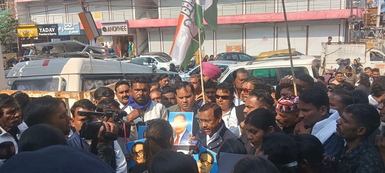 Bhopal: Congress leaders reached the police station in Bhopal, demanding FIR against JP Nadda in the case of t