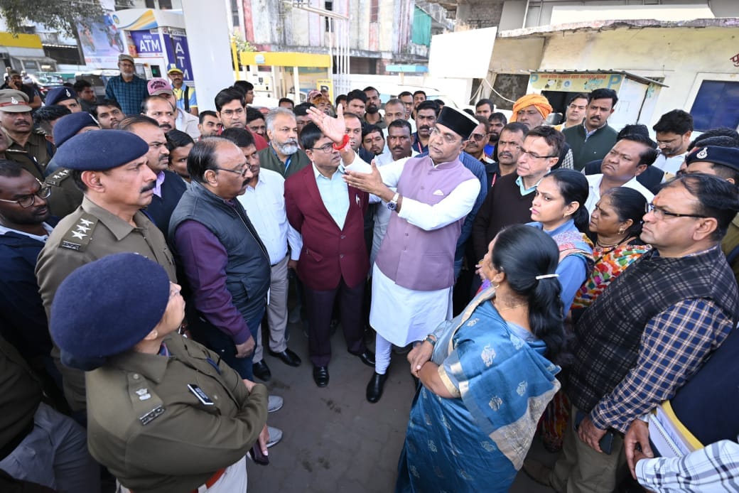 Bhopal: PWD Chief Engineer could not answer the minister's question, Sarang said- you want to flood Bhopal
