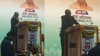 CM Yogi attended 120th foundation day program of KGMU as chief guest